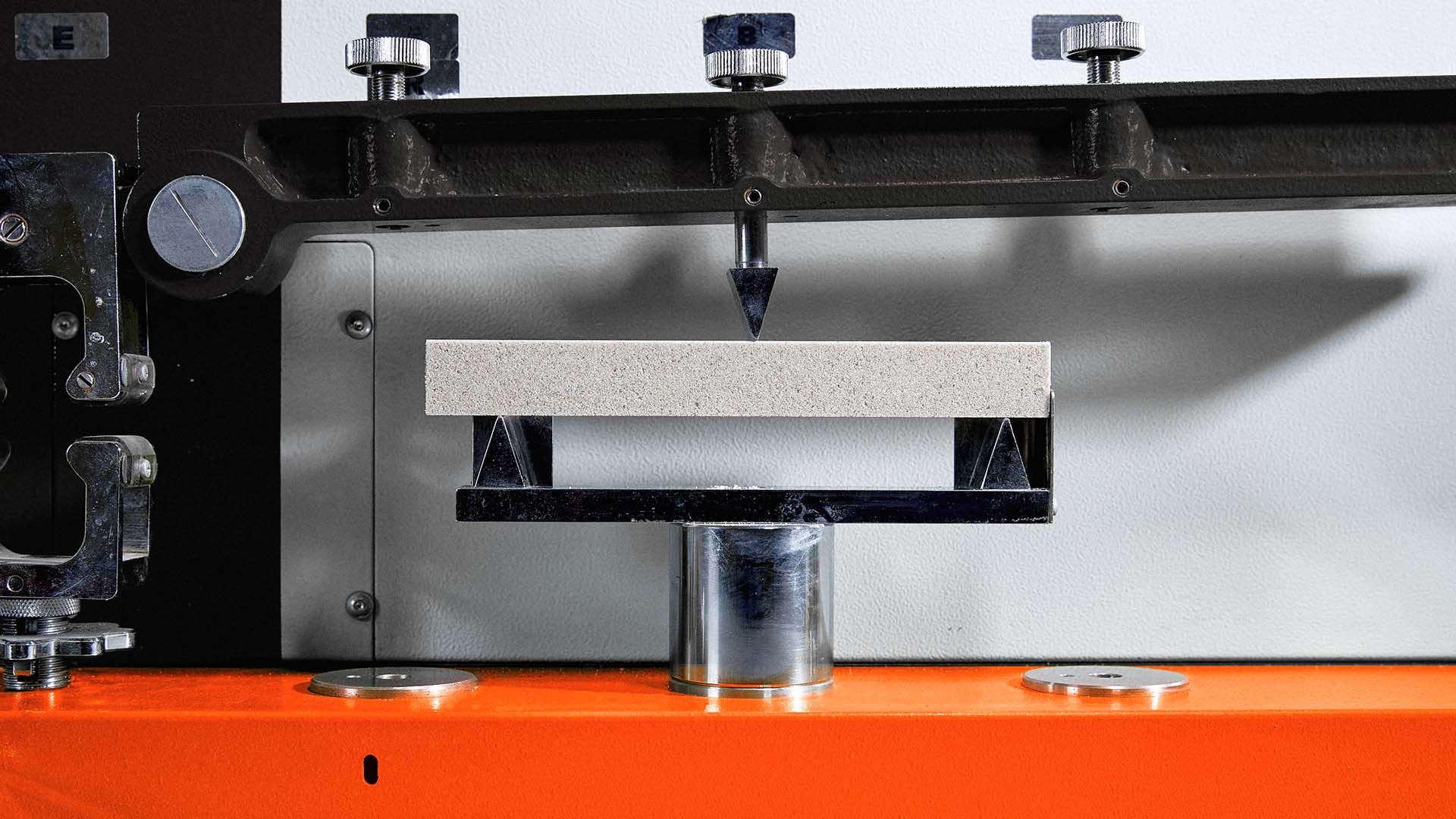 test on a bar made of compressed sand
