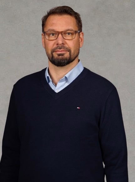 Tero_Kolhinen_rajattu_tausta